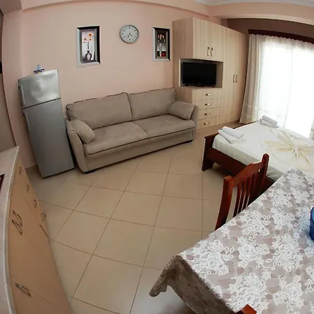 Alvin Apartment *