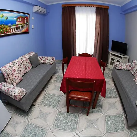 Alvin Apartment