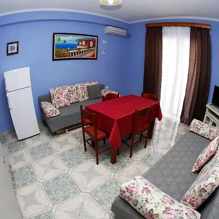 Apartment Alvin Sarande