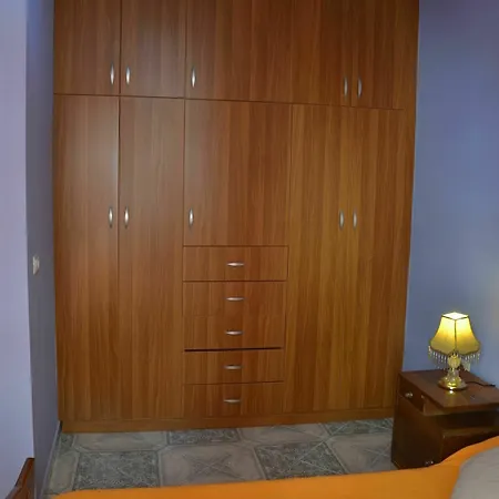 Apartment Alvin Sarande